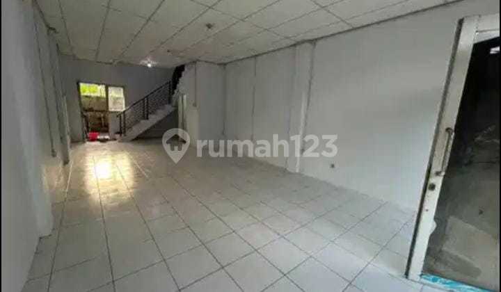 For Rent Strategic 2-Story Shop House Karawaci Tangerang Curug For Rent Strategic 2-Story Shop House Karawaci Tangerang Curug