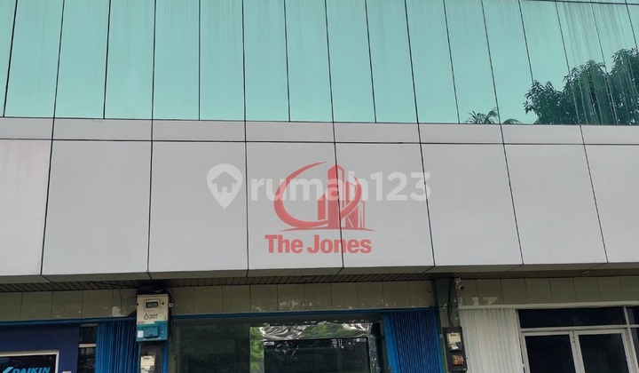 Disewakan Ruko 3 Lantai Area Padat Kawasan Pancoran Dgg01-0350Jb