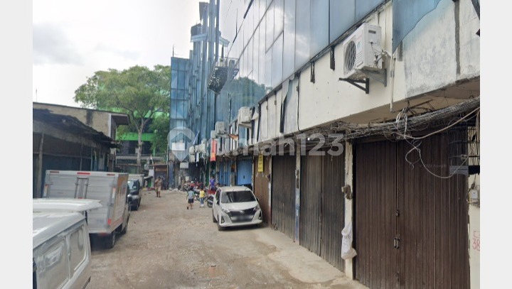 Disewakan/Jual Ruko SHM Kawasan Kebon Melati, Tanah Abang