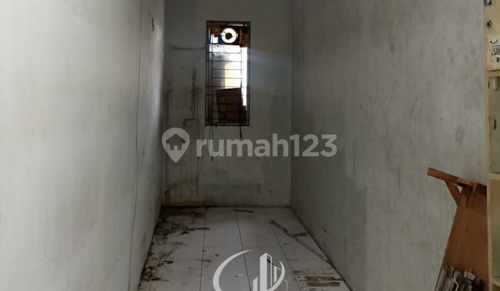 Palmerah 1-Storey Shop House SHM Ready to Occupy Flood-Free! 2