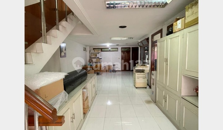 Disewakan Ruang Usaha Lantai 2 Siap Huni,Area Padat Dgg01-0442Jp