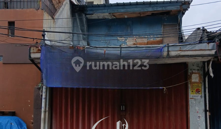 Ready to Occupy, Shop House in Grogol, 2 Floors, SHM, Flood-Free Ready to Occupy, Shop House in Grogol, 2 Floors, SHM, Flood-Free