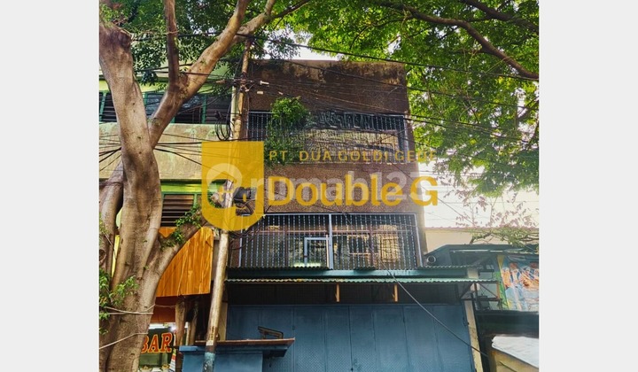 For Rent: Strategic Location Shop House in Tambora Area, West Jakarta For Rent: Strategic Location Shop House in Tambora Area, West Jakarta