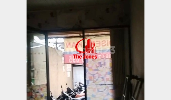 For Rent, Ready-to-Occupy Kiosk in Karet Kuningan Area, South Jakarta Dgg01-0265J 2