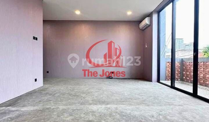 For Rent 4-Storey Shop House Ready to Occupied Strategic Location Dgg01-0303Js 2