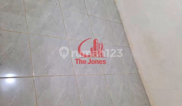 For Rent Cheap Kiosk Lenteng Agung Area South Jakarta Dgg01-0318Jb 2