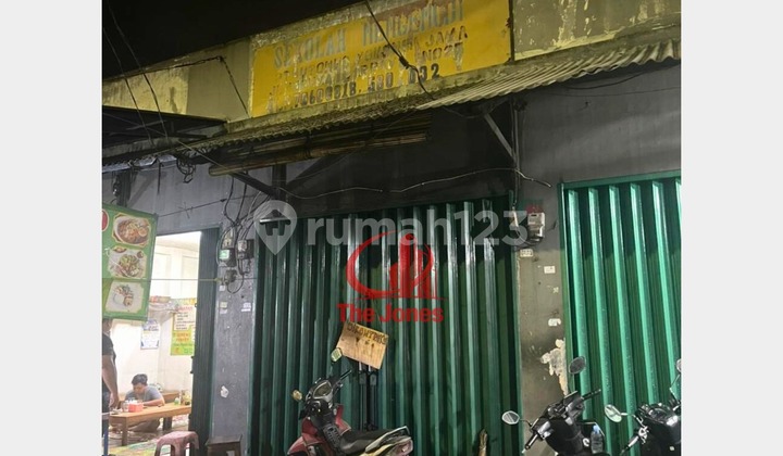 Disewakan Kios Murah Siap Huni Lokasi Strategis Dgg01-0410Jb