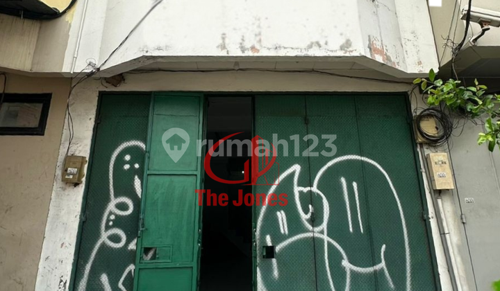 Siap Huni, Ruko, 3 Lantai, HGB, Bebas Banjir