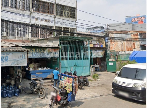 For Rent: Affordable Shop House with Freehold Title in Kedoya Area, West Jakarta 2