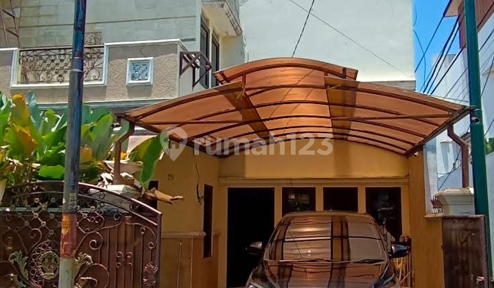 Disewakan Rumah 2 Lantai Furnished Rawamangun Kamar 5+1 Luas 1