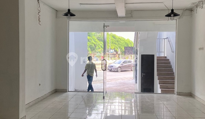 Disewakan Ruko Lebar 6 X 10 Pademangan Strategis Hadap Jalan Raya