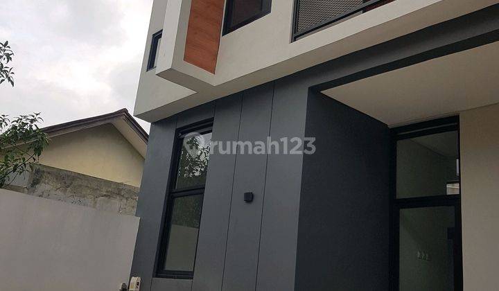 Rumah Bagus Scandinavian Cibaduyut Bandung 1