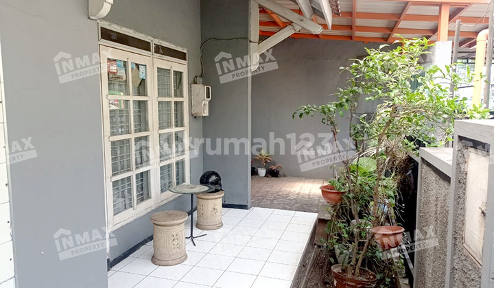 Rumah Letak Strategis, Nol Jalan Raya, Dekat Smpn 5 & Rumah Sakit Lavalette, Cocok untuk Usaha Maupun Hunian