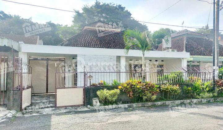 Rumah Nyaman Di Daerah Pulau Pulau, Bangunan Lama Ori Belanda, Sangat Terawat, Siap Huni Dekat Rsi Dan Pasar Besar