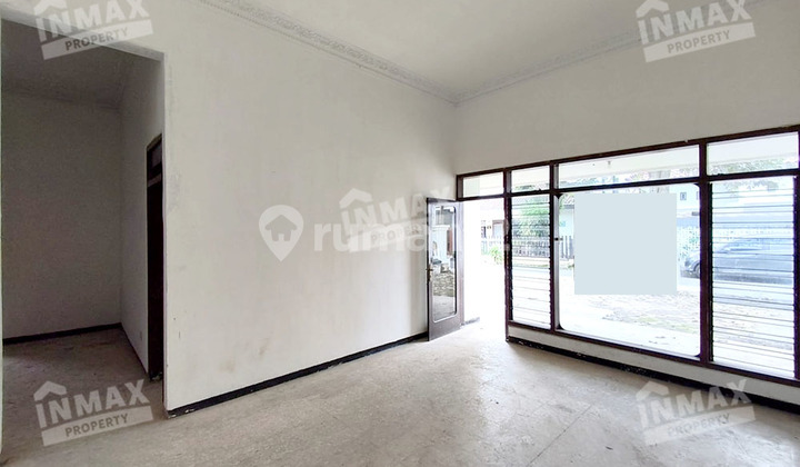 House can be used for Warehouse and Office, Strategic, 100 M from S. P. Sudarmo Road, Trucks and Fuso can Enter, Flood-Free, Quiet Environment. 2