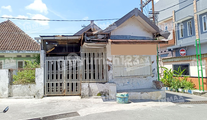 Rumah Pojok, Luas, Ada Toko, Dekat Jalan Raya Langsep Dan Tembus Jalan Bandulan Rumah Pojok, Luas, Ada Toko, Dekat Jalan Raya Langsep Dan Tembus Jalan Bandulan