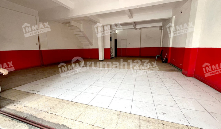 Rumah 2 Lt, Dekat Pasar Besar, Lokasi Nol Jalan, Traffic Ramai, Kawasan Perniagaan, Cocok Untuk Usaha / Toko / Kantor 2