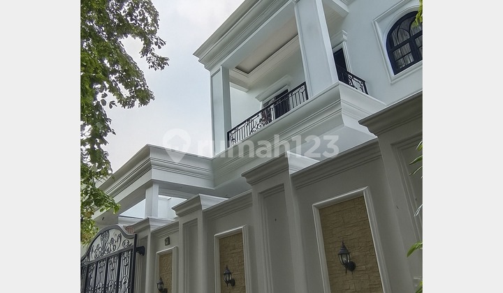 Brand New Luxury 3-Story House in Sunter Housing Complex