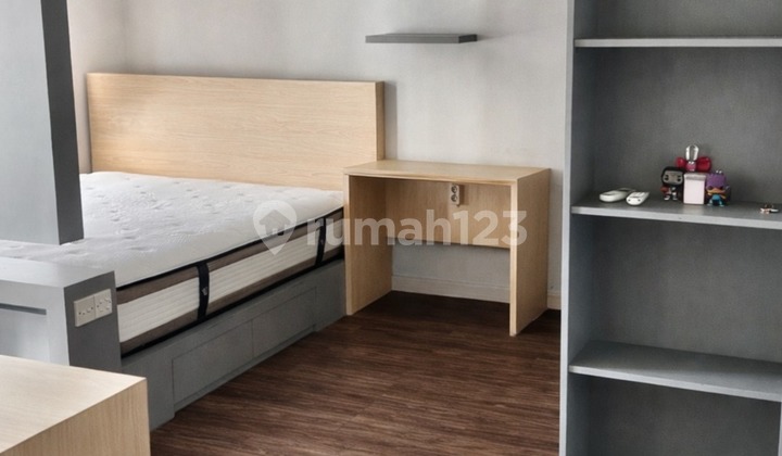 Hot Sale - Apartemen / Apartment Green Lake Southern Sunter