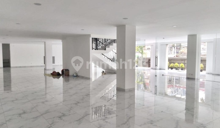 Brand New - Minimalist 3-Story Soho Corner Unit at Kalimalang 2