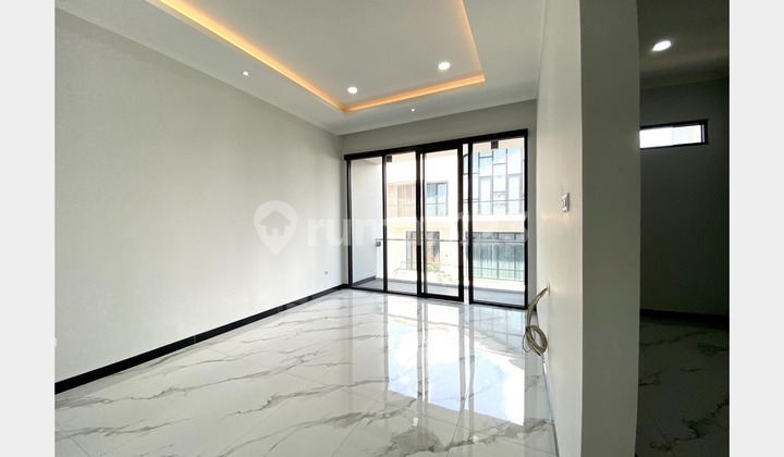 Price Drop! New 3.5-Story Ready-to-Occupy House in Sunter Housing Estate