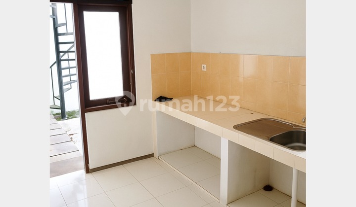 MURAH!! Rumah HOEK SHM Siap Huni Cakung 2