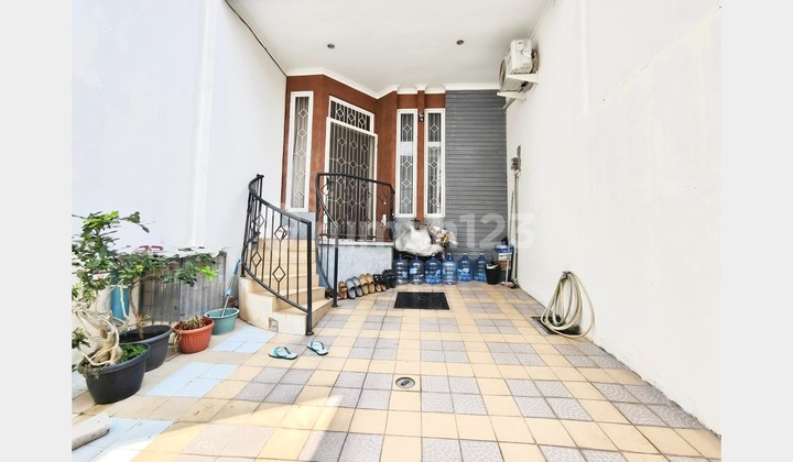 HOT SALE ! Rumah Minimalis 2,5 Lantai Perumahan Sunter HOT SALE ! Rumah Minimalis 2,5 Lantai Perumahan Sunter