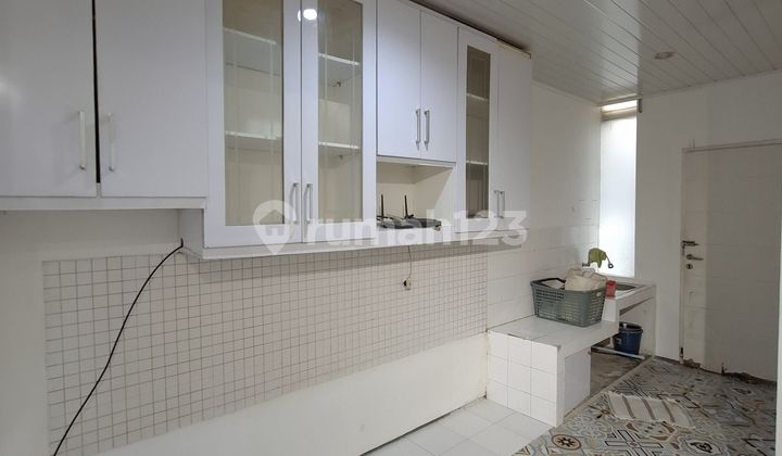 Quick Sale Newly Renovated House in Sek9 Bintaro Jaya 2