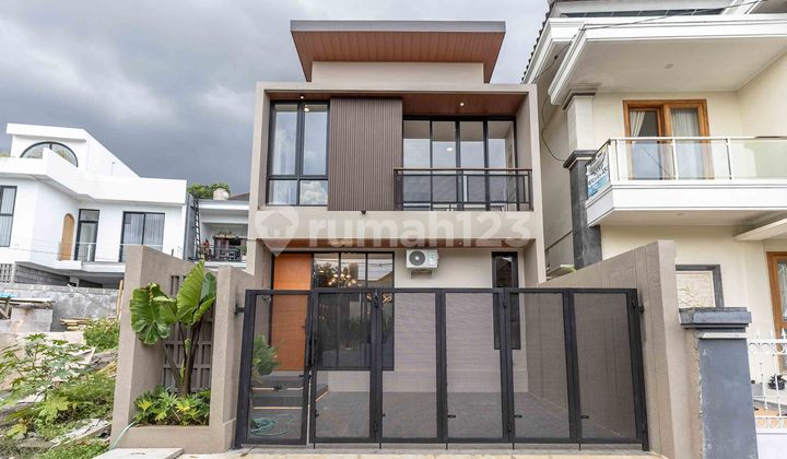 Modern Minimalist 3 Bedroom Home Modern Minimalist 3 Bedroom Home