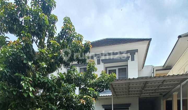 For Sale Fully Furnished Georgia House in Kota Wisata Cibubur