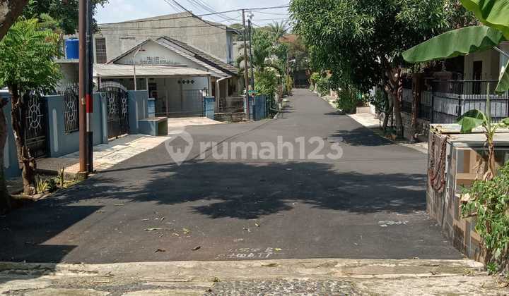 2-story house in Pondok Mekarsari Permai Cimanggis for quick sale