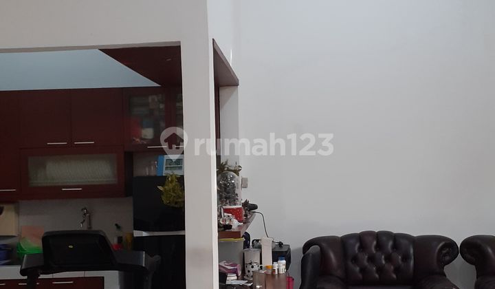 Di Jual Rumah Strategis Di Grand Wisata Bekasi. 2