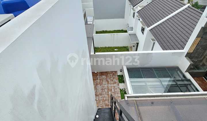 Di Jual Cepat Rumah 2 Lantai Hook Di Legenda Wisata Siap Huni 2