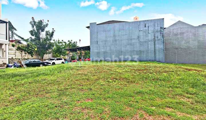 Quick Sale: Bellwood Cluster Hook Plot, Kota Wisata Cibubur