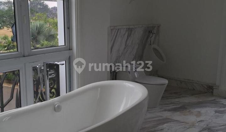 Rumah Hook Mewah dan Bagus di Gading Serpong