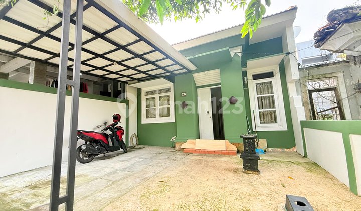 Comfortable House Near Aeon, Semi-Furnished, Quiet and Safe Location in Sentul