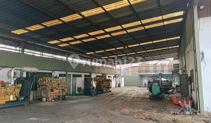 Large Wooden Warehouse for Sale
