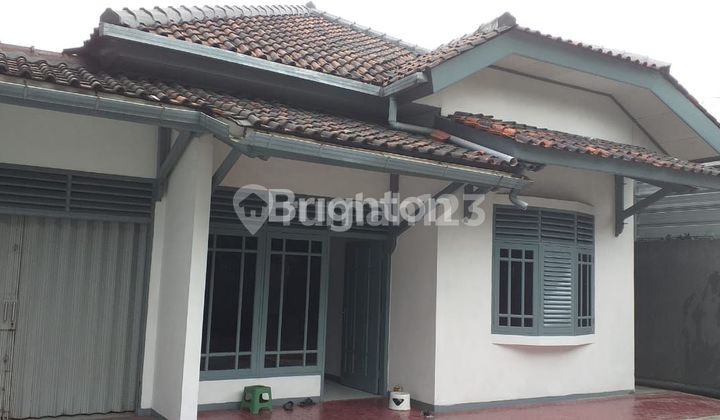 Rumah di daerah Joglo, Jakarta Barat