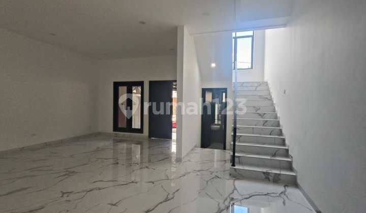 Rumah Baru Dibangun Minimalis Modern di Griyaloka Sektor 1.3 Bsd