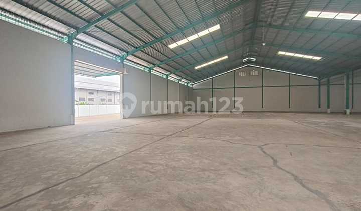 Gudang Baru Dibangun Akses Kontainer 44" di Gunung Sindur Bogor