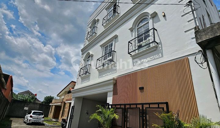 Luxury Furnished 3-Story Kost plus Rooftop near UII Jl Kaliurang 1