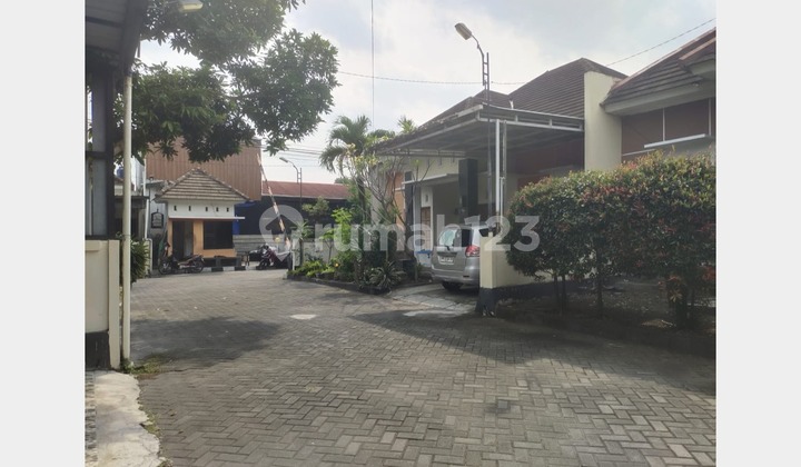Beautiful, Spacious, Affordable House in a Housing Complex in Maguwo Timur, Jogjabay 2