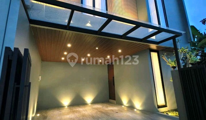Luxury Furnished House North of Maguwoharjo Stadium Sleman