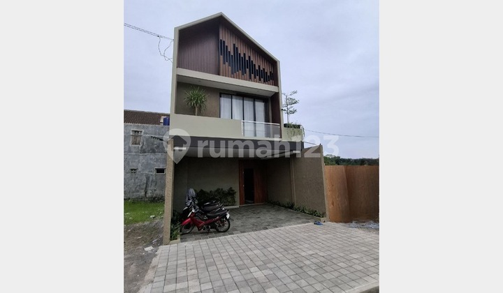 KOST EXCLUSIVE MEWAH FURNISHED DEKAT KAMPUS UII JL.KALIURANG KOST EXCLUSIVE MEWAH FURNISHED DEKAT KAMPUS UII JL.KALIURANG