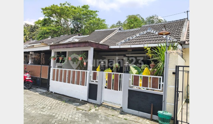 Rumah Cantik Fully Furnish Di Wirokerten Banguntapan Yogyakarta Rumah Cantik Fully Furnish Di Wirokerten Banguntapan Yogyakarta