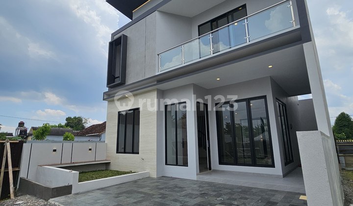 Rumah Mewah Modern Kontemporer Mini Cluster Maguwoharjo Sleman 2