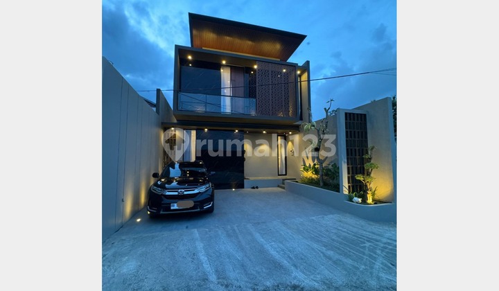 Luxury Fully Furnished House North Minomartani Sleman Yogyakarta Luxury Fully Furnished House North Minomartani Sleman Yogyakarta