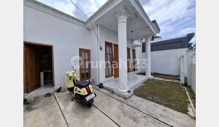 Jogja Furnished House, 2-Story Construction Near Sleman City Hall Jogja Furnished House, 2-Story Construction Near Sleman City Hall
