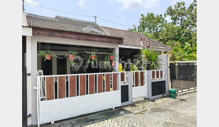 Rumah Cantik Fully Furnish Di Wirokerten Banguntapan Yogyakarta Rumah Cantik Fully Furnish Di Wirokerten Banguntapan Yogyakarta