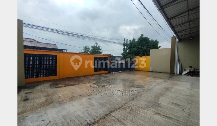 Warehouse for Rent on Main Road, Wirokerten Area, Banguntapan, Bantul Warehouse for Rent on Main Road, Wirokerten Area, Banguntapan, Bantul